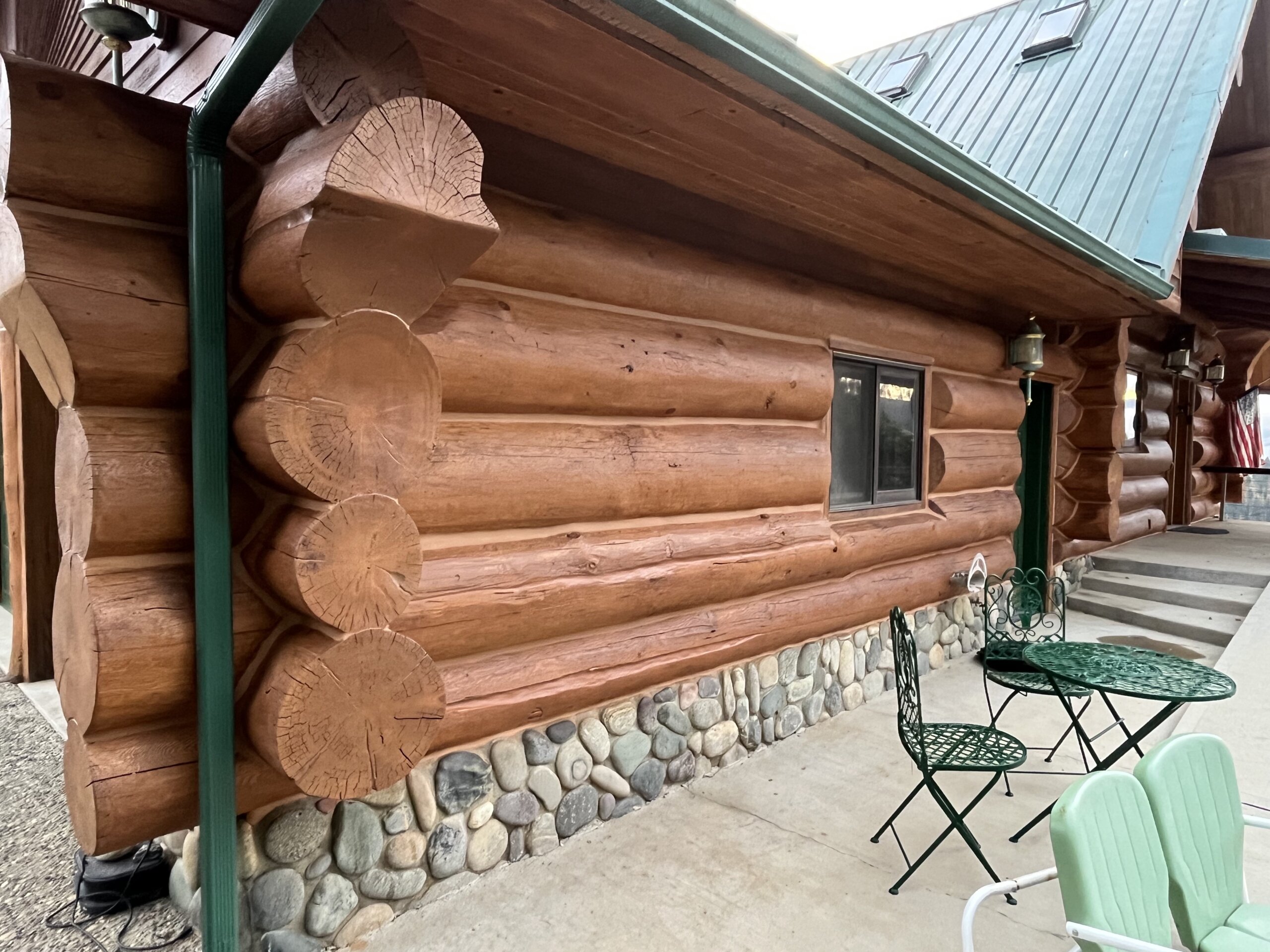 Chewelah Log Home Restoration